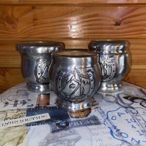 Mate de Algarrobo Forrado en Aluminio Cincelado