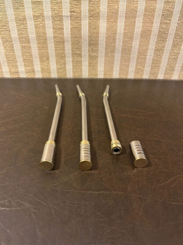 WhatsApp Image 2025-09-02 at 12.15.49 AM (1) Bombilla Tipo Tambor – Acero Inoxidable con Detalles en Bronce