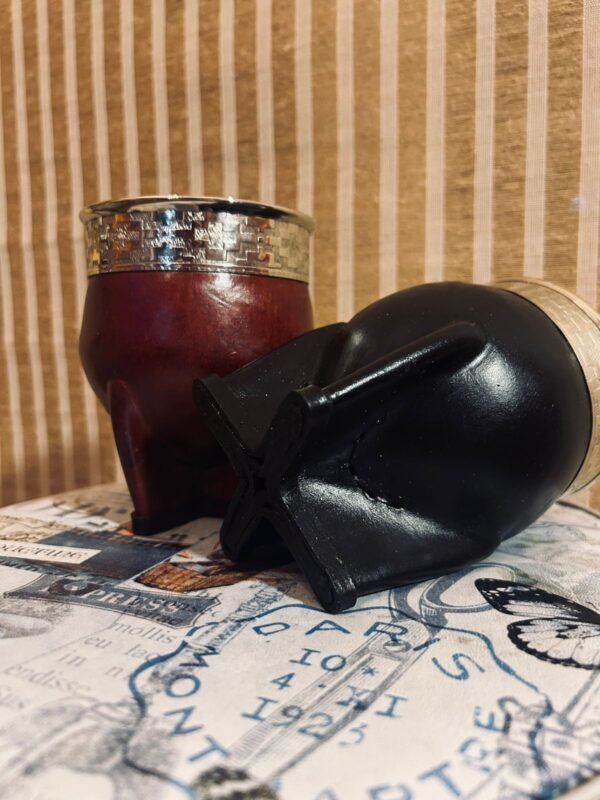 WhatsApp Image 2026-03-02 at 7.49.22 PM (1) Mate Imperial Premium – Virola cincelada