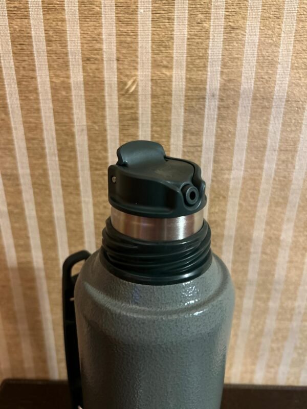 WhatsApp Image 2026-03-02 at 8.48.17 PM (2) Termo Mate System 1.2L – Rosa, Verde y Naranjo