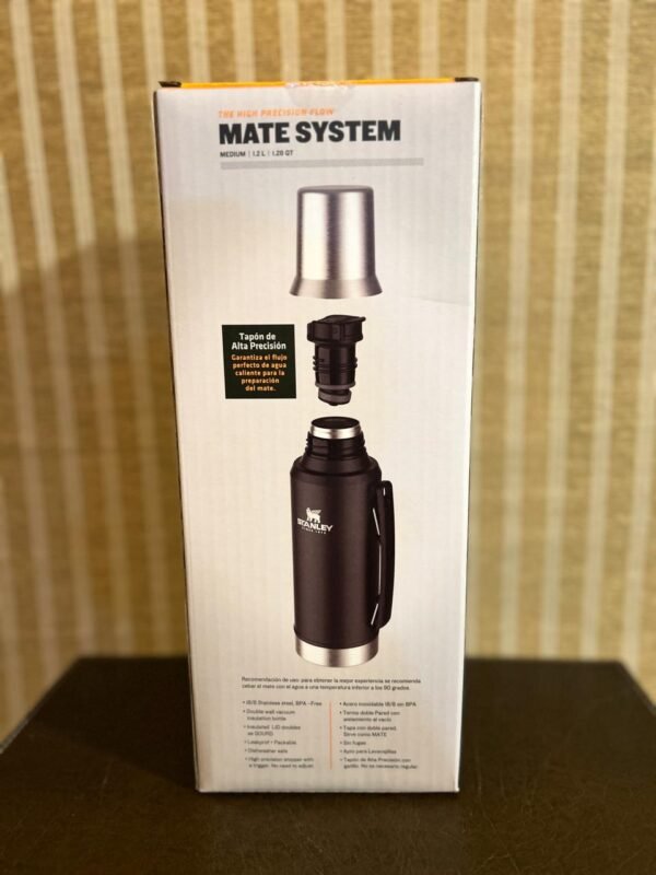 WhatsApp Image 2026-03-02 at 8.48.17 PM (5) Termo Mate System 1.2L – Rosa, Verde y Naranjo
