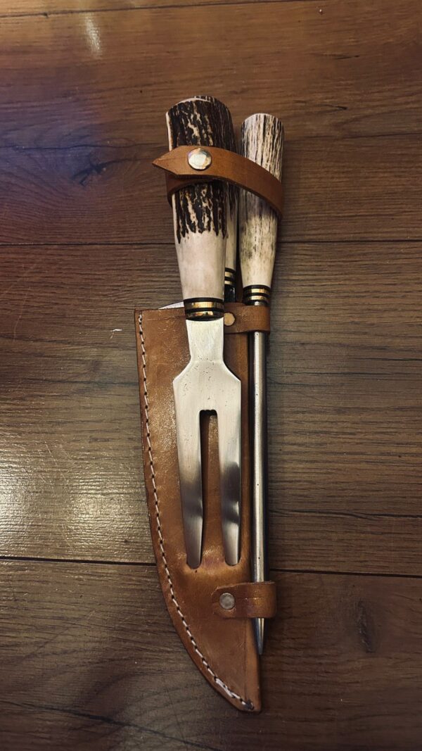 Cuchillo Artesanal Gaucho con Chaira y Tenedor Parrillero